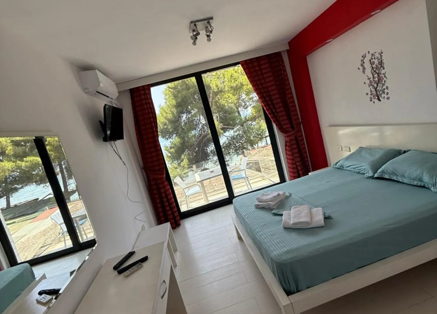Hotel Restorant Flamingo Shëngjin